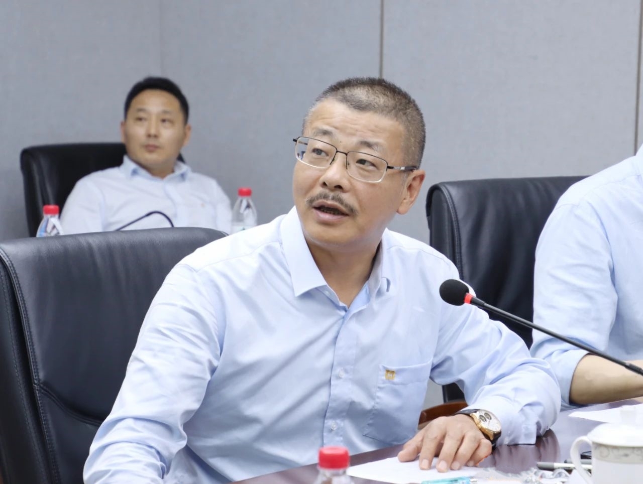 1705375859975089.jpg 3377体育官网学习贯彻海南省委八届四次全会精神 推动高质量发展2_副本_副本.jpg