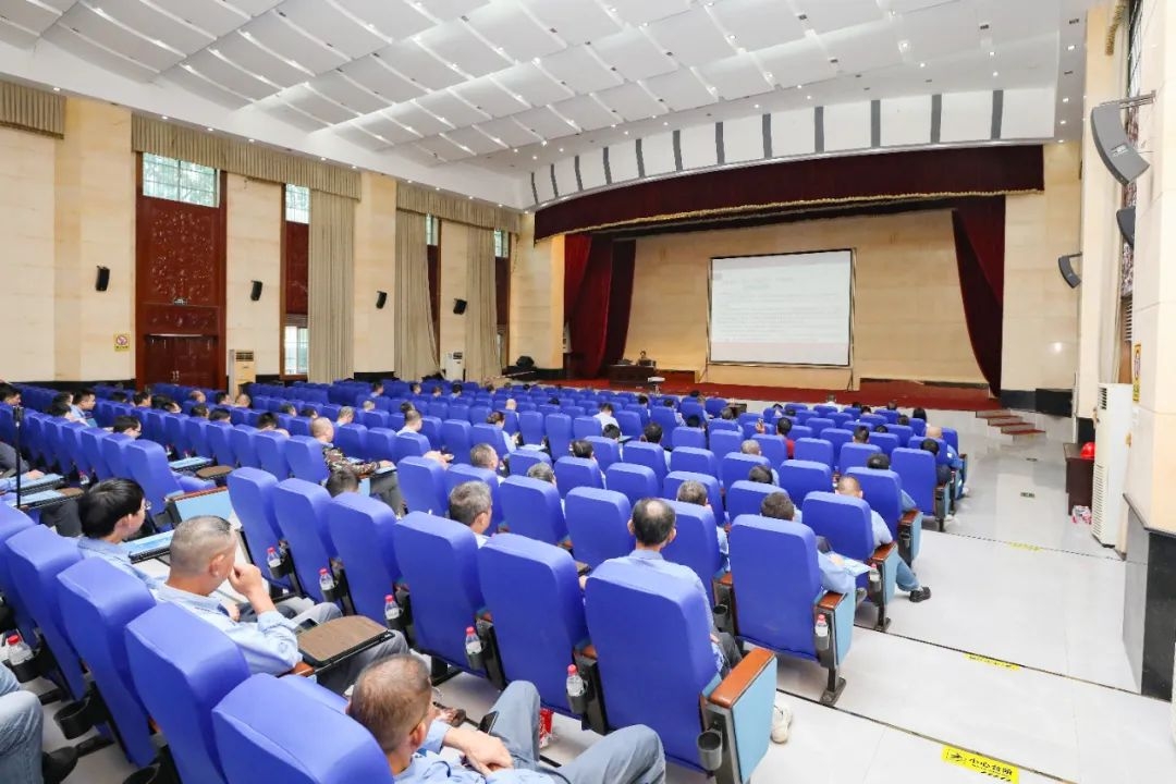 夯实安全生产根基 3377体育官网举办安全生产知识培训班
